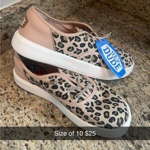 Women’s Hey Dude. NWT